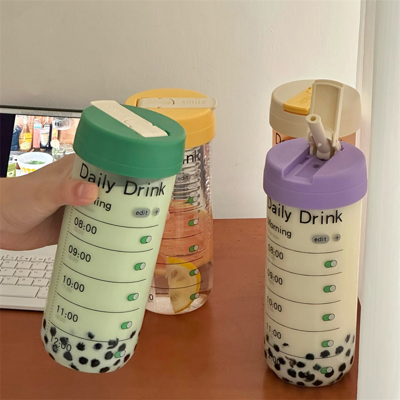 Glass Water Bottle With Time M - Coffee Equipment Eu recensione e prezzo